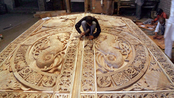 How Professional Wooden Sculpture Services Work From Concept to Creation